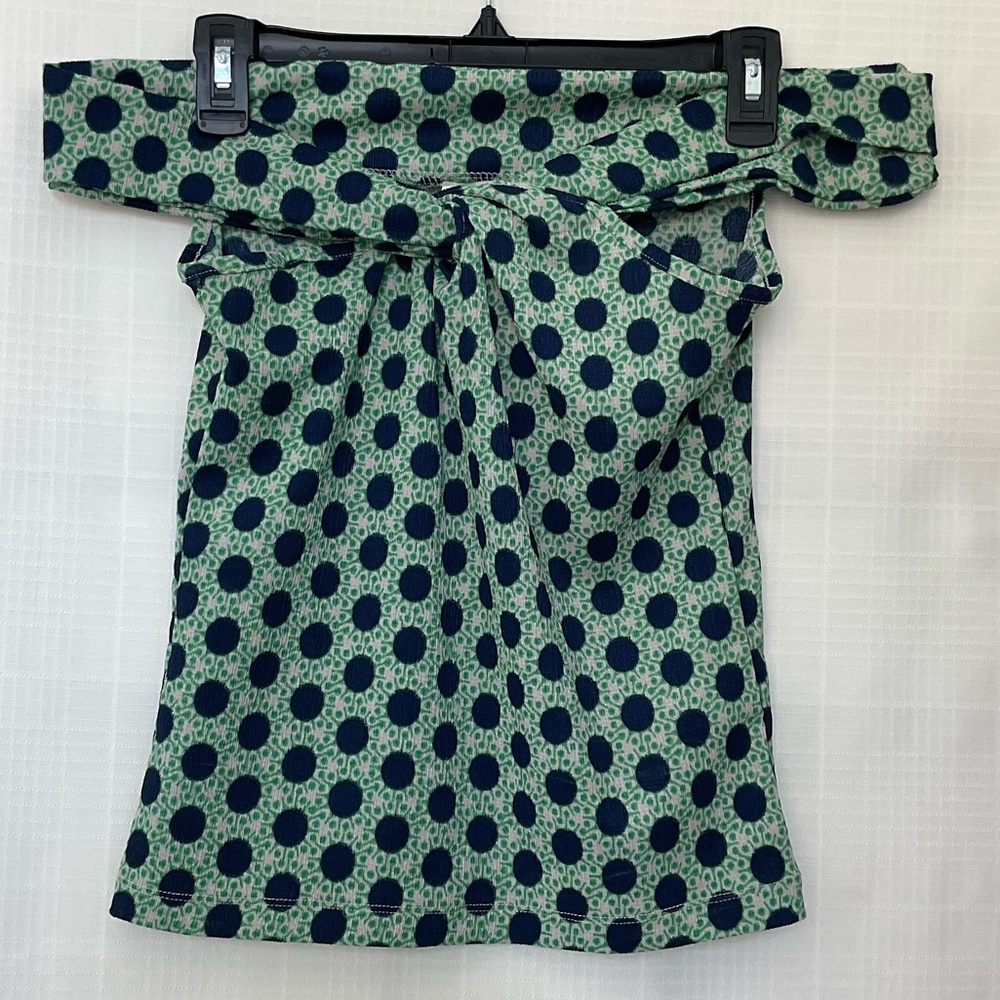 Maeve by Anthropologie Green & Navy Polka Dot off the shoulder center twist top